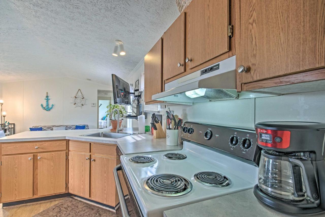 Bright Pensacola Home With Backyard - Pets Welcome! Экстерьер фото