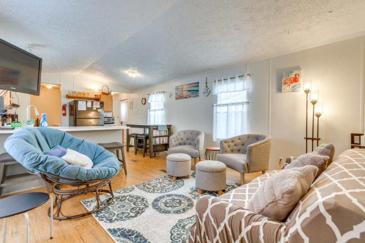 Bright Pensacola Home With Backyard - Pets Welcome! Экстерьер фото
