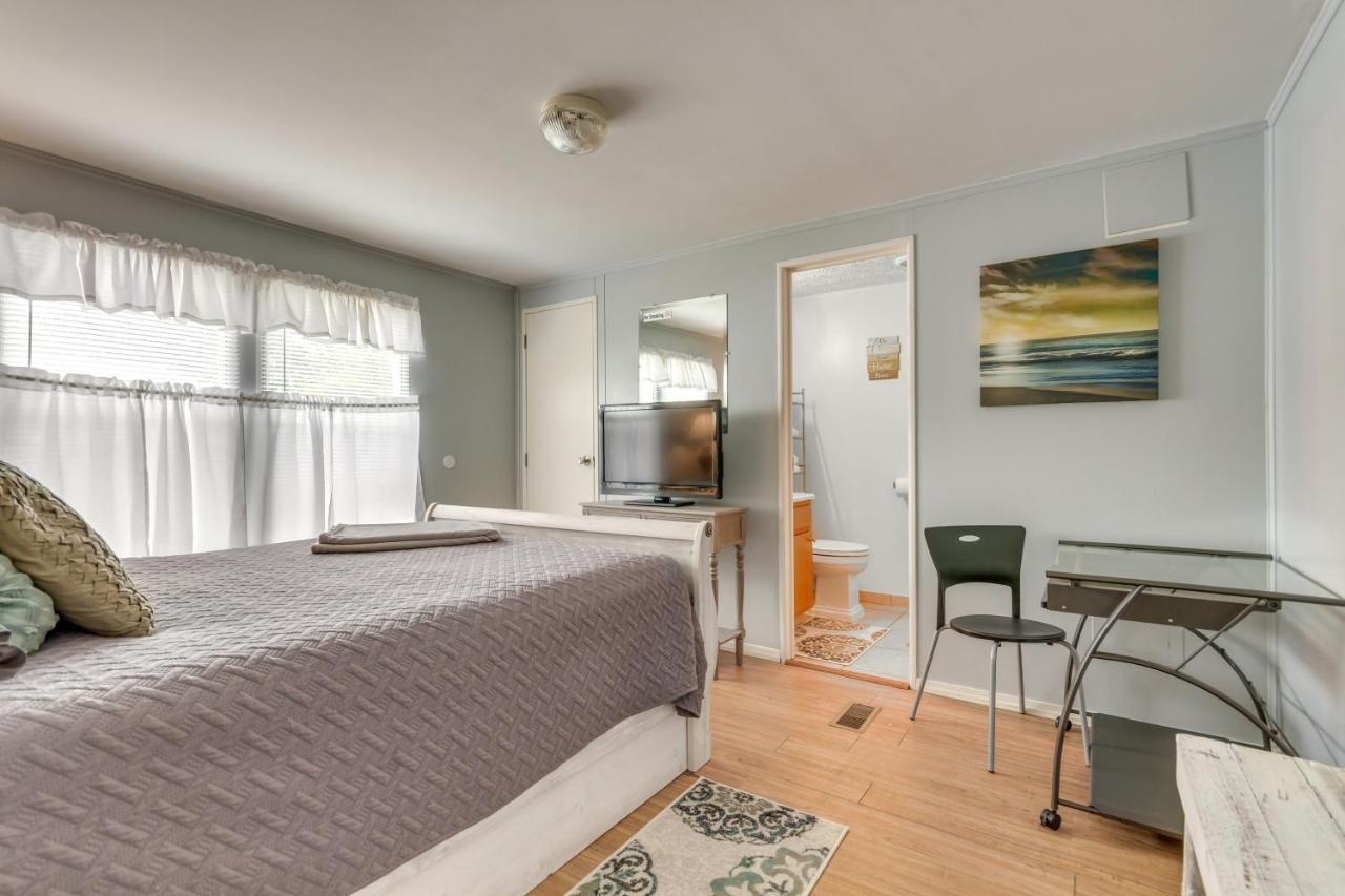 Bright Pensacola Home With Backyard - Pets Welcome! Экстерьер фото